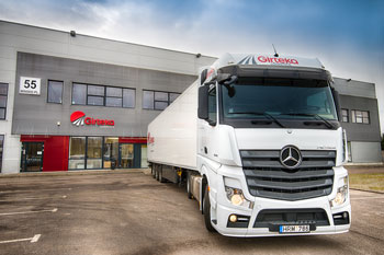 Großauftrag von Girteka Logistics über 1.000 Mercedes-Benz Actros