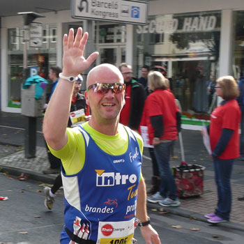 Dr. Andrè Albrecht und das Marathon-Projekt. In Frankfurt wurde der Marathon zum Erfolgserlebnis