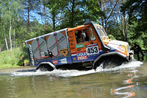 Toperfolg: drei erste Plätze bei Rallye Breslau Polen 2015 für Mercedes-Benz Unimog und Mercedes-Benz Zetros