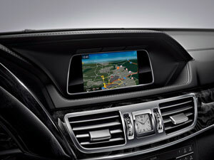 Garmin Live Traffic in Mercedes Benz Fahrzeugen