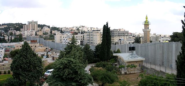 Mauer zwischen Ostjerusalem und Abu Dis